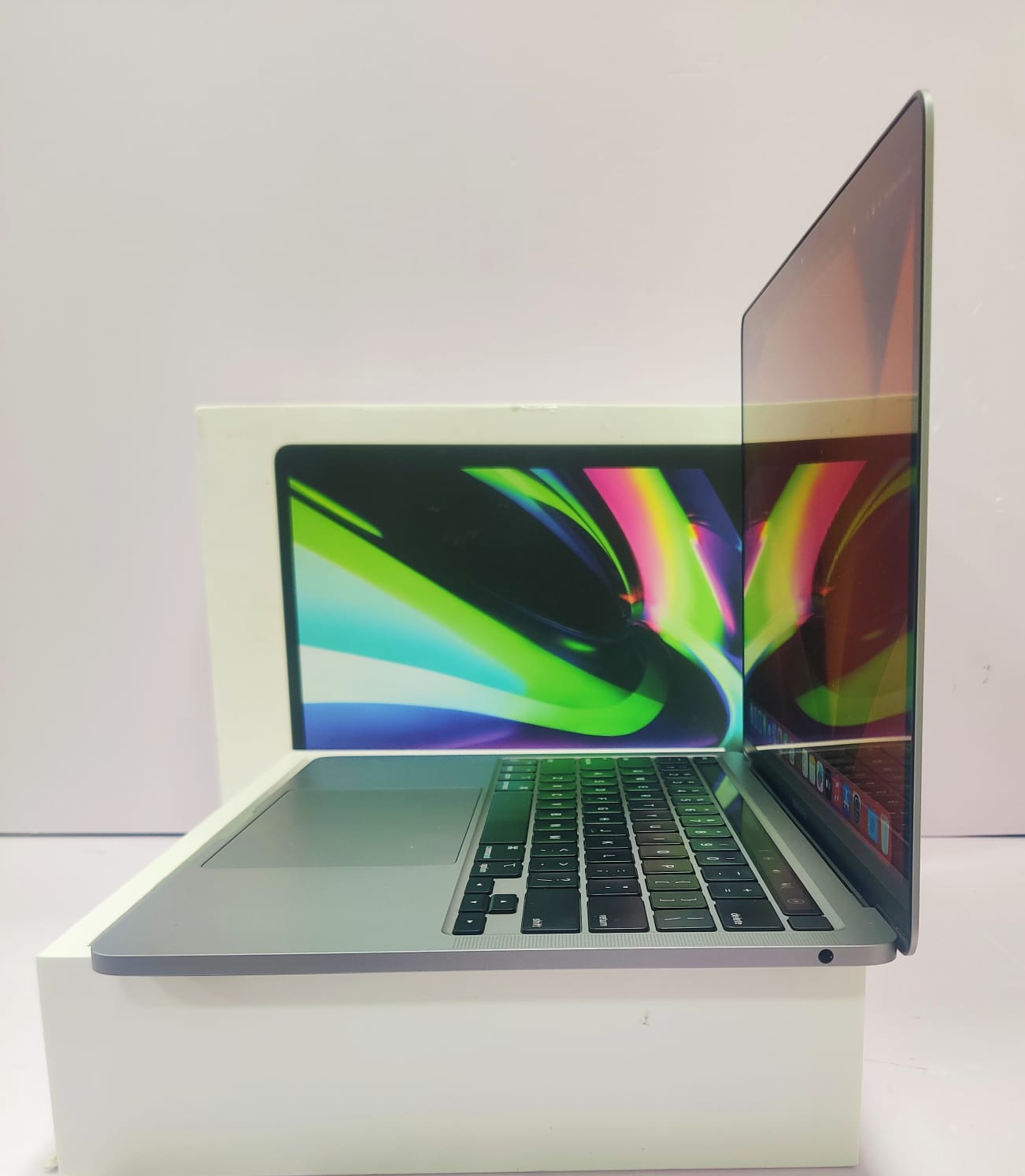 Apple 2022 MacBook Pro Laptop with M2 chip 13.3-inch Retina 